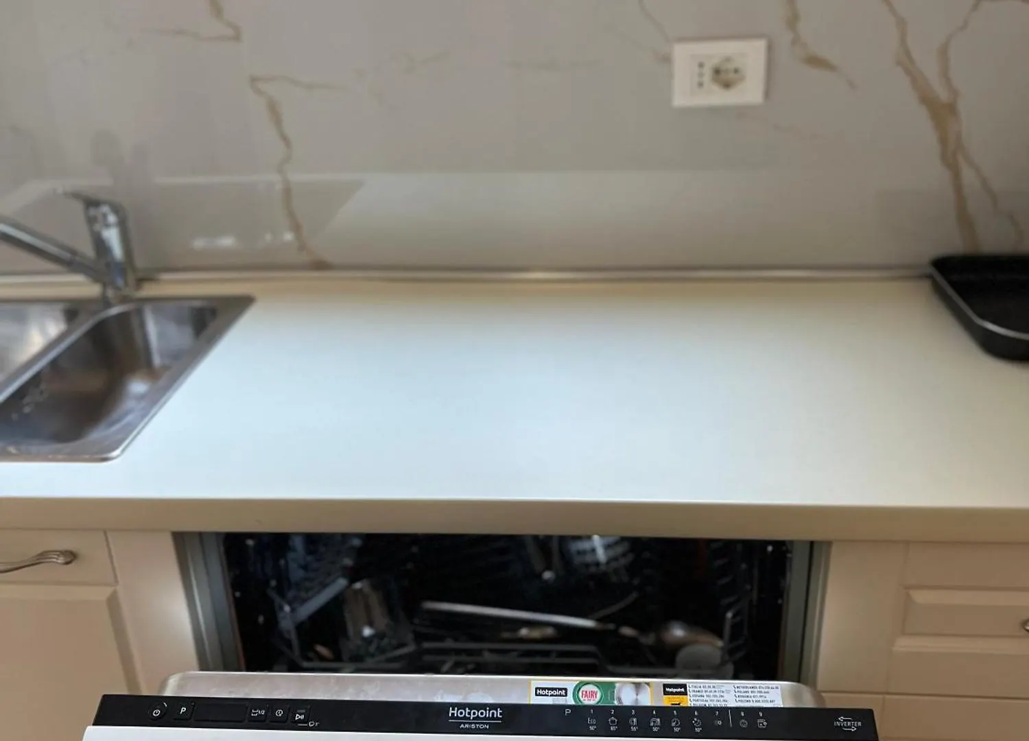 Skanderbeg Square Apartment 02 Τίρανα