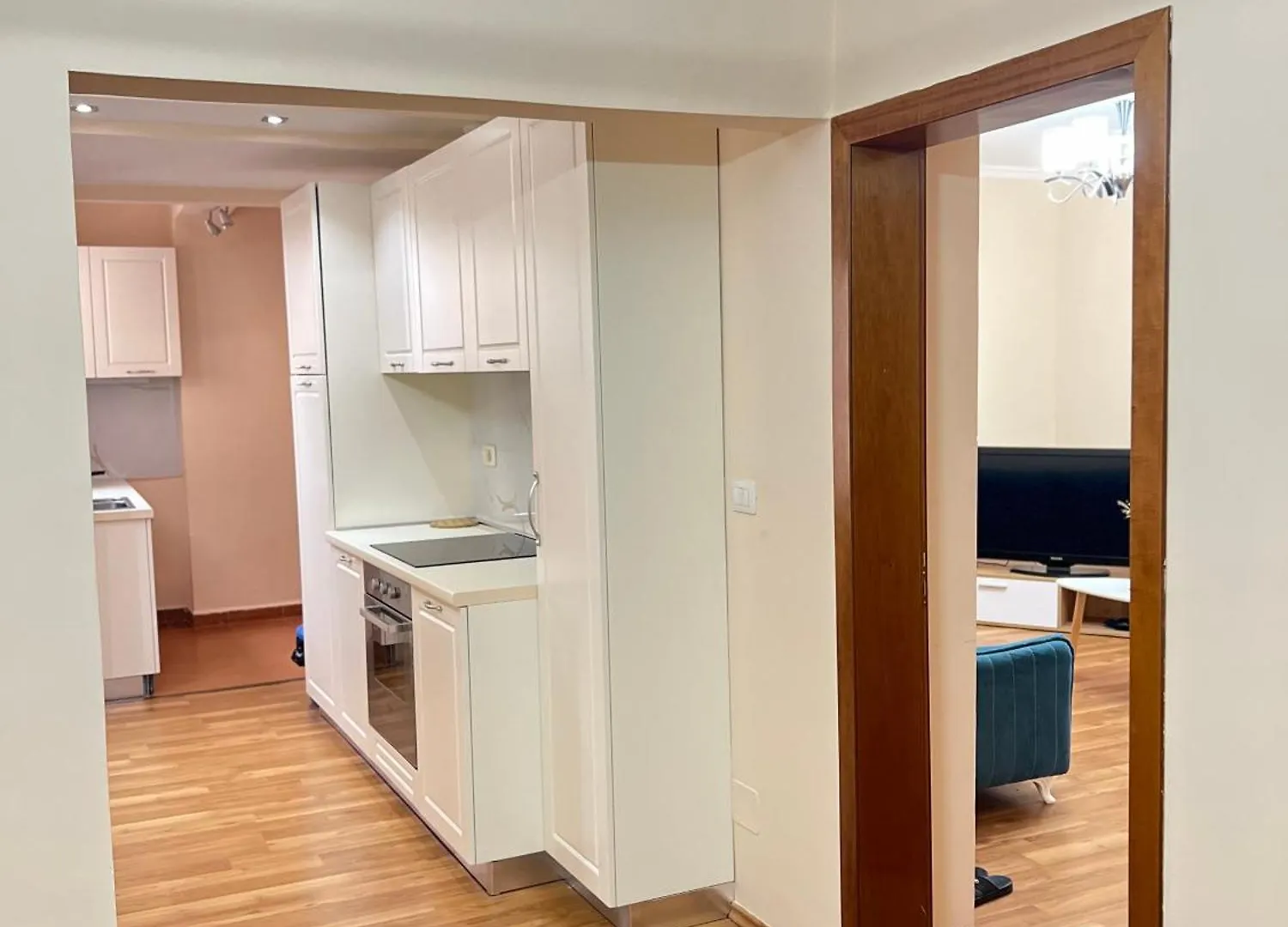 Skanderbeg Square Apartment 02 Tiran 0*,